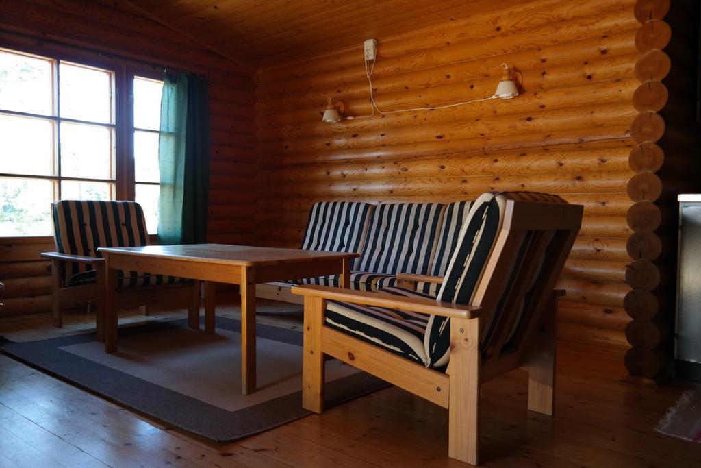 Basto Hotel & Stugby Palsbole Екстер'єр фото
