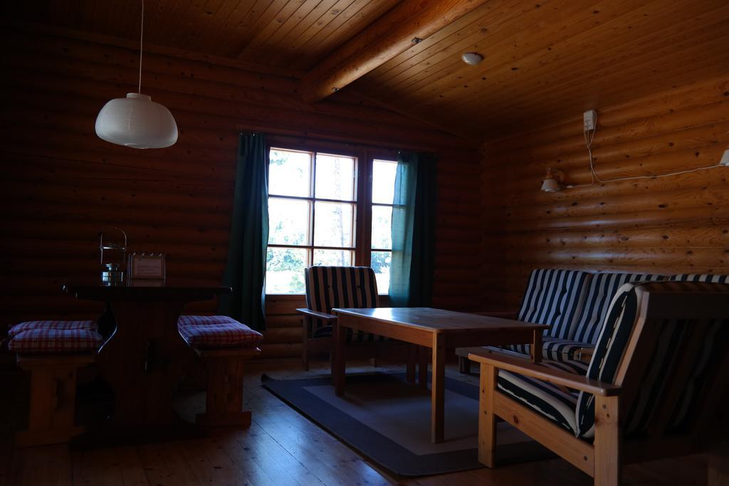 Basto Hotel & Stugby Palsbole Екстер'єр фото