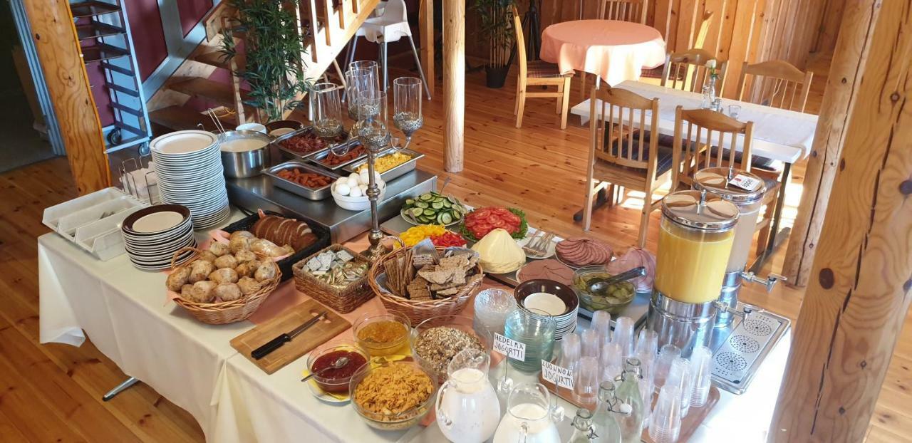 Basto Hotel & Stugby Palsbole Екстер'єр фото